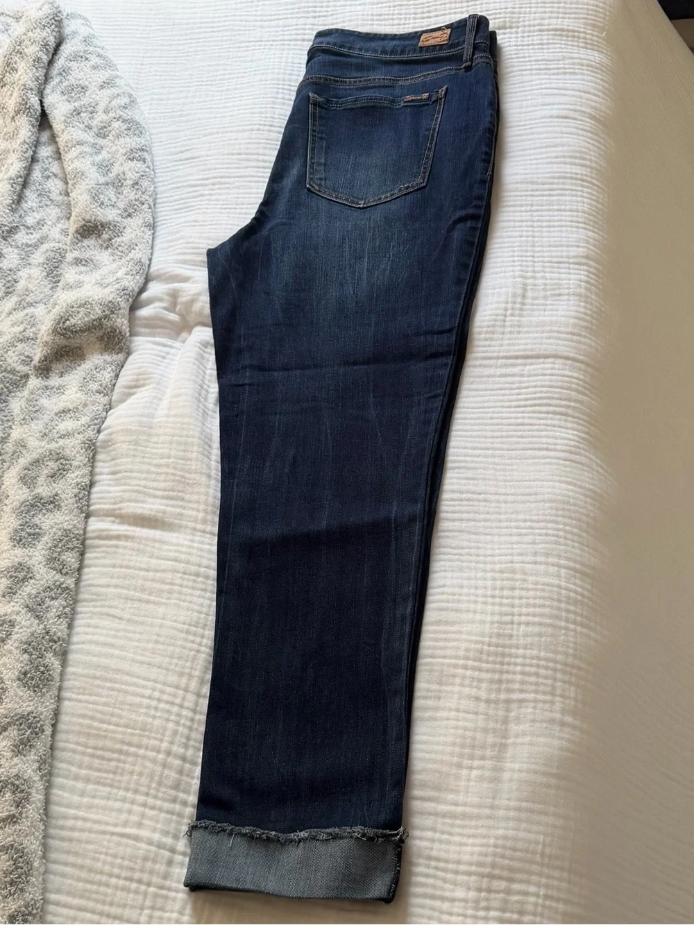 Seven 7 High Rise Slim Straight Jeans - Picture 7 of 9